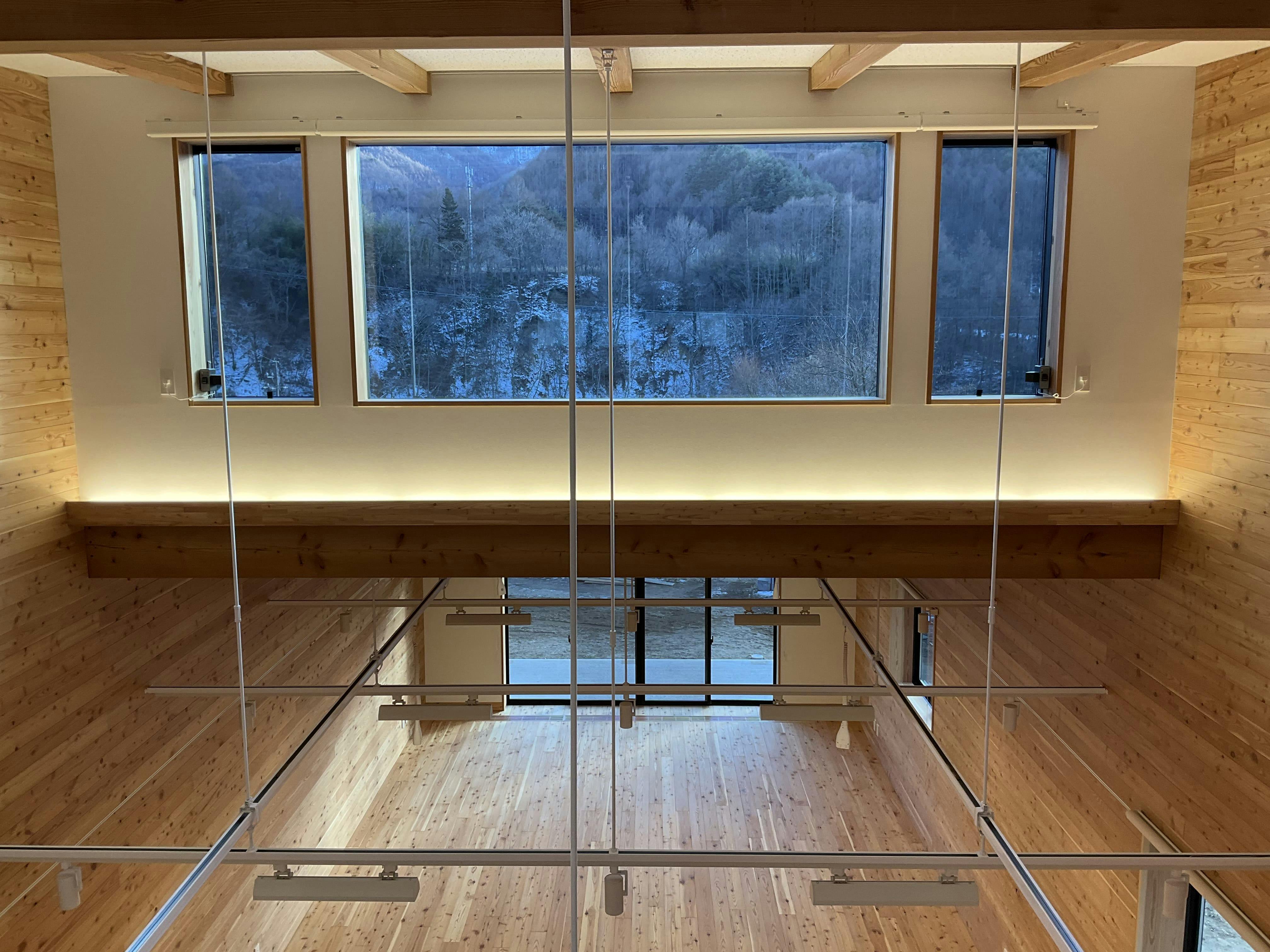 唐松無垢フローリング【東信カラマツ】|LIFE UP FLOOR 唐松無垢フローリング【東信カラマツ】|LIFE UP FLOOR