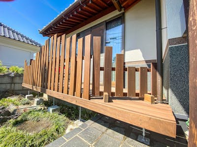 軒下増築の施工事例|セランガンバツデッキ材