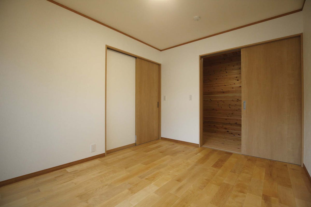 カバ130寝室の施工事例