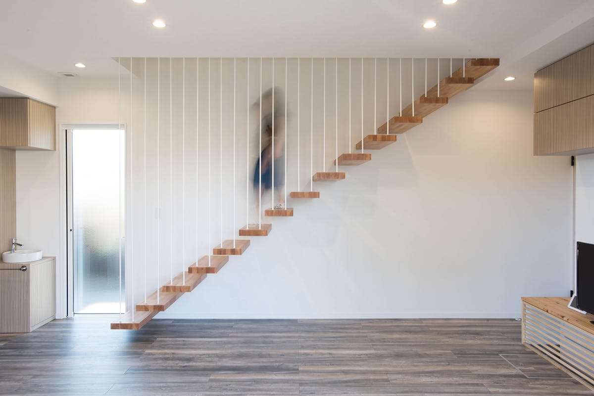 ラミネートフローリング