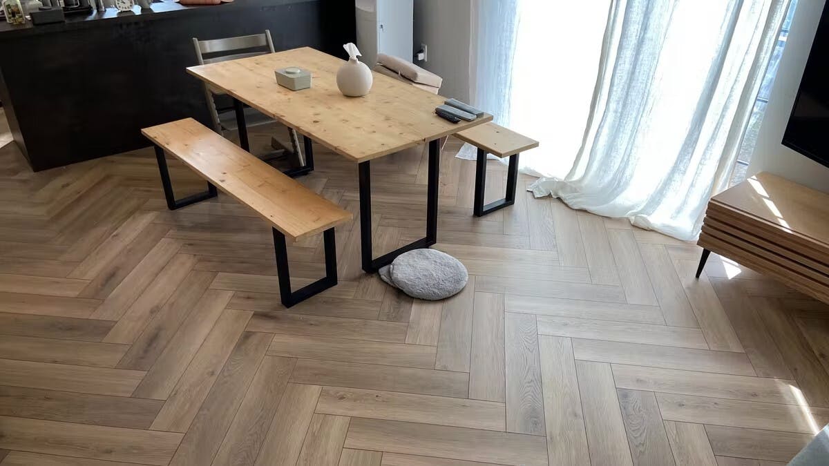 ヘリンボーンフローリング