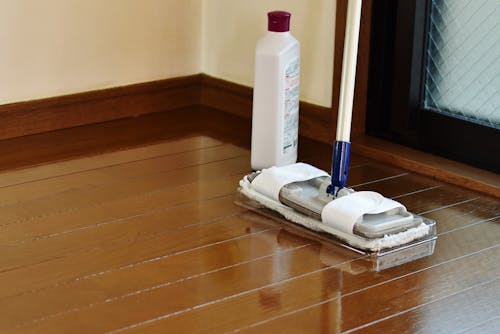 フローリングワックス